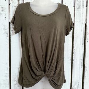 Lola‎ Grace Olive Green T-shirt Knot Midriff Women’s Size Medium Casual Comfort
